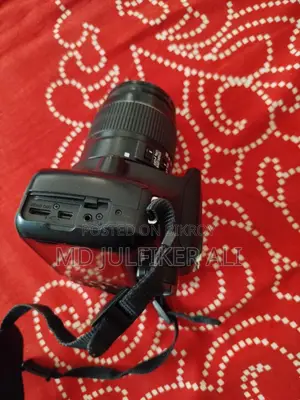 Canon 1200 D