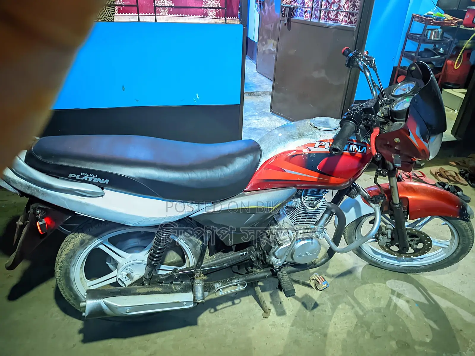 Bajaj Platina 100 . 2015