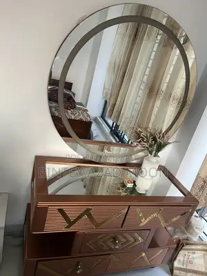 Dressing Vanity 3 Months Used All Ok Light Ache