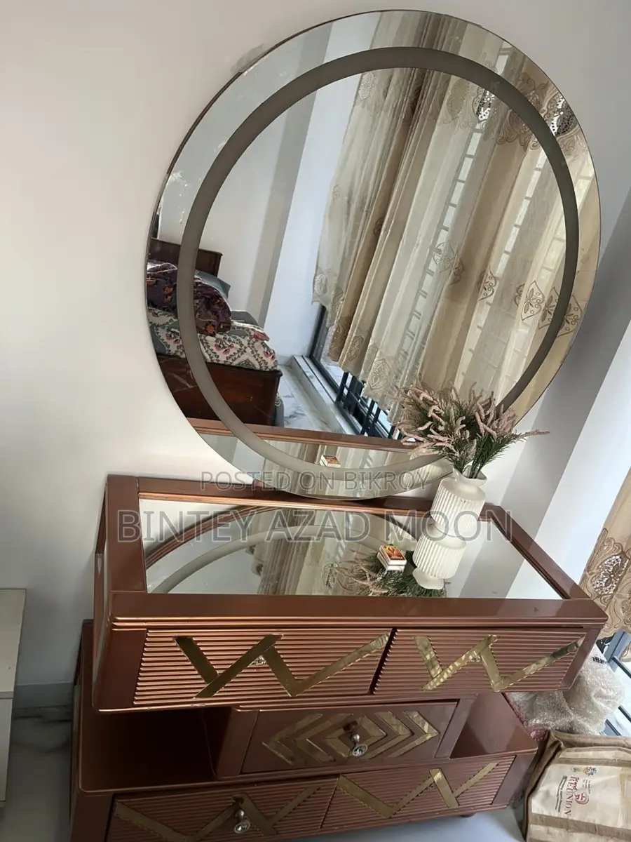 Dressing Vanity 3 Months Used All Ok Light Ache