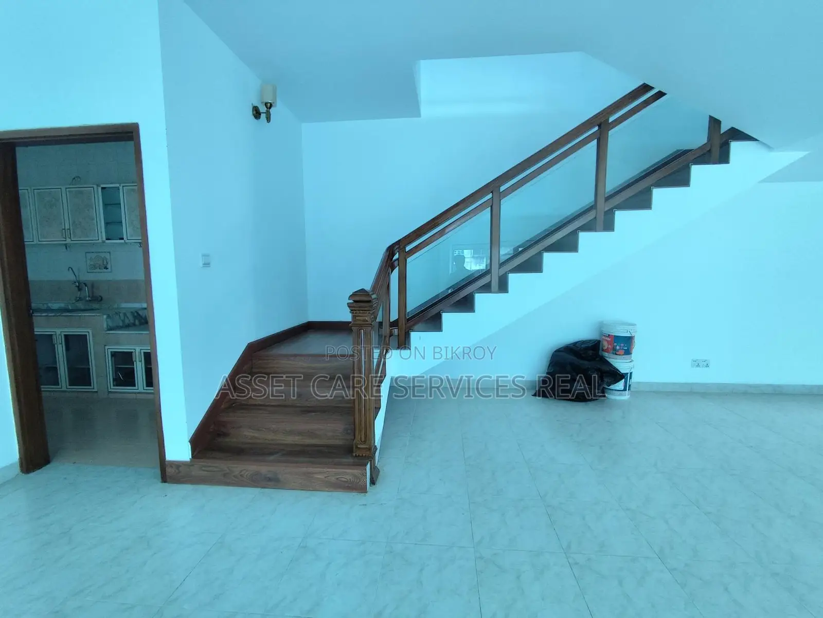 Luxury Duplex 4Bed Semi-Furnished Apartment Rent Baridhara Diplomatic