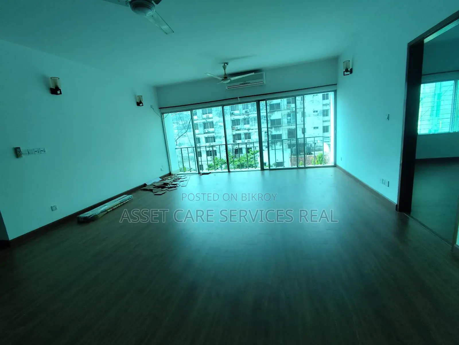 Luxury Duplex 4Bed Semi-Furnished Apartment Rent Baridhara Diplomatic