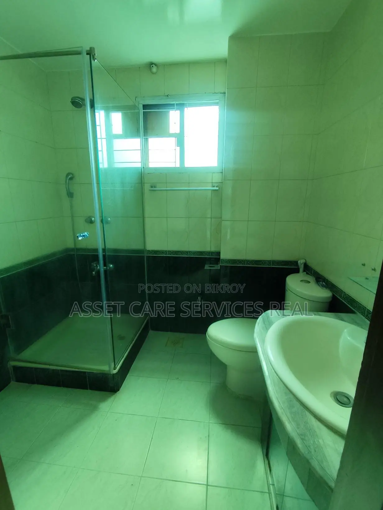 Luxury Duplex 4Bed Semi-Furnished Apartment Rent Baridhara Diplomatic