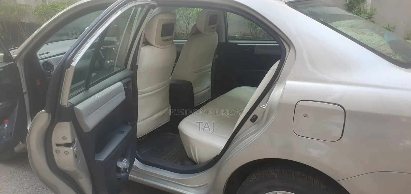 Toyota Axio Grade X 2013