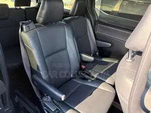 Toyota Esquire GI PACKAGE 3.5 2021