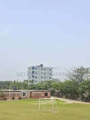 বিদেশ যাওয়ার কারণে ৫টি দোকানসহ ৬ তলা ভবন জরুরি বিক্রয়।