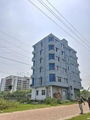 বিদেশ যাওয়ার কারণে ৫টি দোকানসহ ৬ তলা ভবন জরুরি বিক্রয়।
