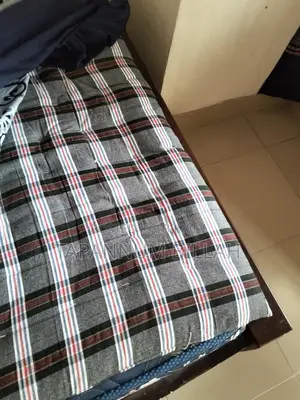 4/7 Feet Bed for Sale
