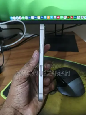 Apple iPhone 13 . (Used)