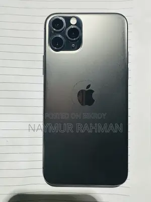 Apple iPhone 11 Pro with box (Used)