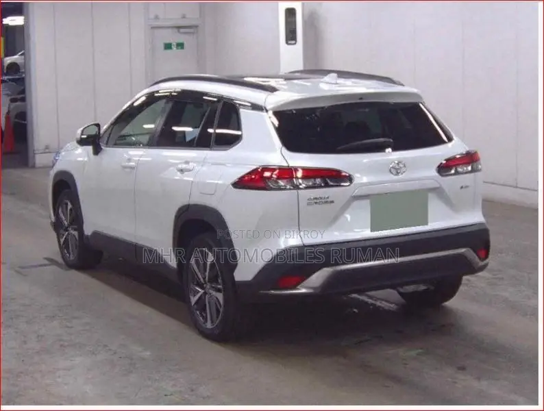 Toyota Corolla Cross Z LEATHER, GLASS ROOF 2024