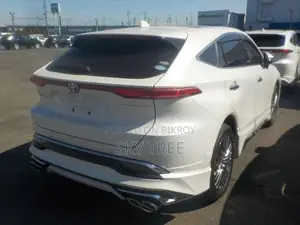 Toyota Harrier Zlp PKG. 2021