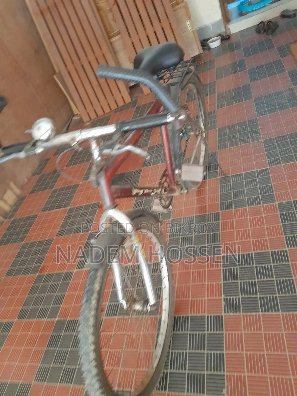 সাইকেলে বিক্রি হবে