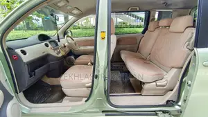 7 Seater Car for Rent