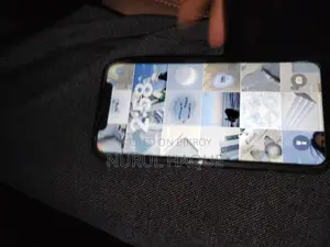 Apple iPhone XR, (Used)