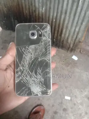 Samsung Galaxy S6 Edge 3/32 (Used)