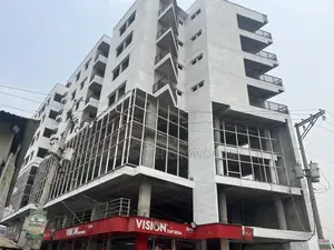 Commercial Space for Rent in Modern Tower