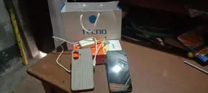 Tecno Spark GO 2 4/64 (Used)