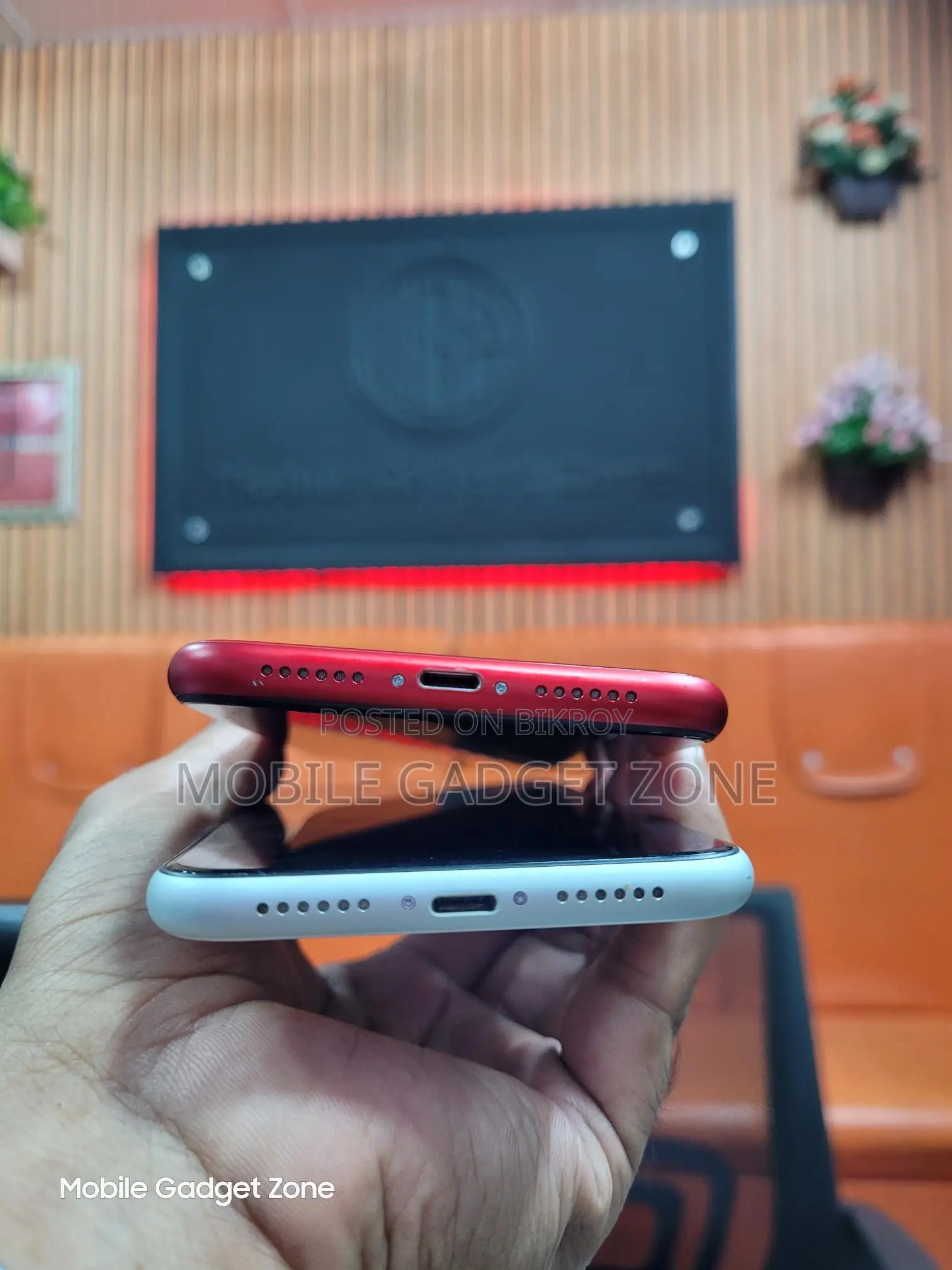 Apple iPhone XR 128GB (Used)