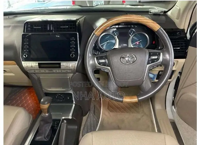 Toyota Prado TXL 2022