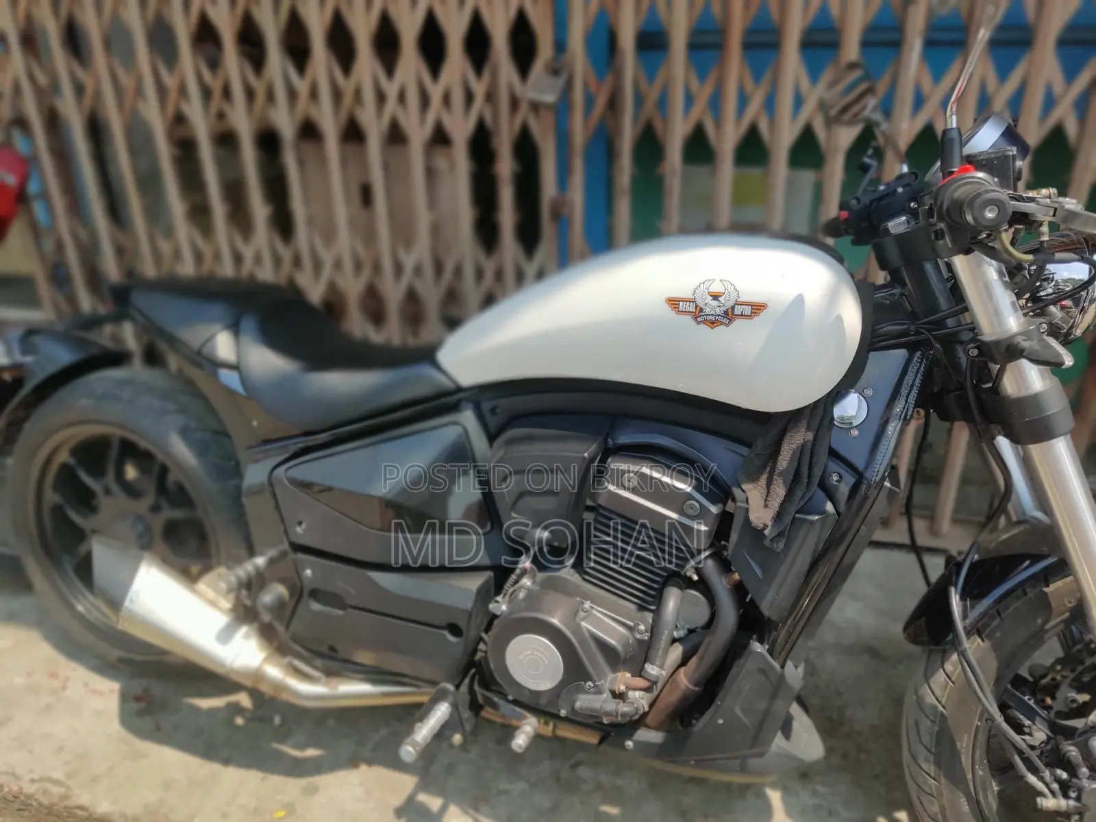 Regal Raptor Spyder motorbike 2022