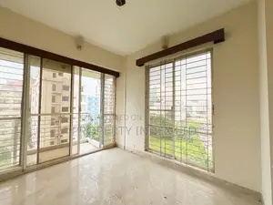 অ্যাপার্টমেন্ট বিক্রয় হবে! বসুন্ধরা আর/এ, ব্লক এ-তে ১৯৬০ বর্গফুট