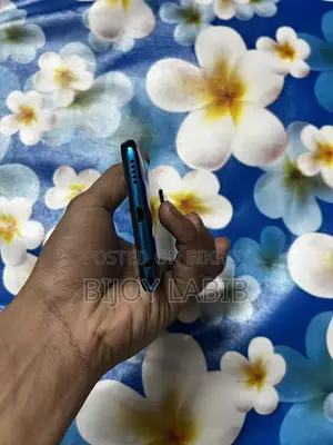Vivo V15 . (Used)