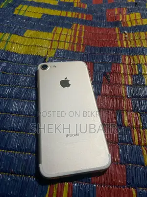 Apple iPhone 7 128GB (Used)