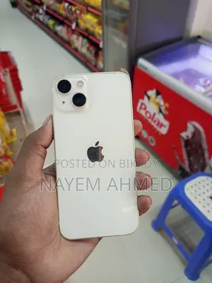 Apple iPhone 13 (Used)