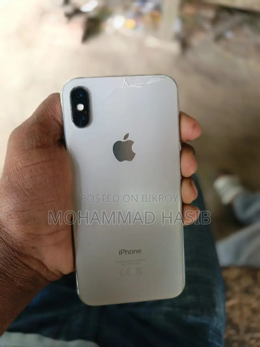 Apple iPhone X (Used)