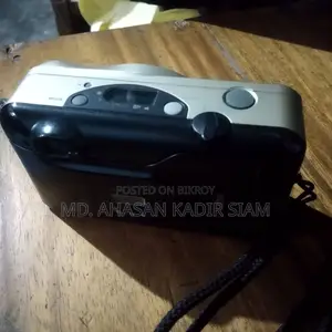 একটি আমেরিকান ব্রান্ডের ক্যামেরা বিক্রি করা হবে