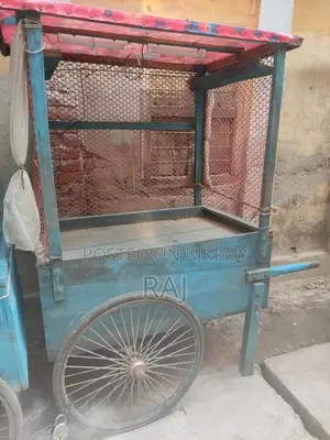 দুই চাকার ঠেলা ভ্যান গাড়ি
