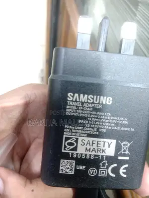Original 45w Super Fast Charger Used with S24 Ultra