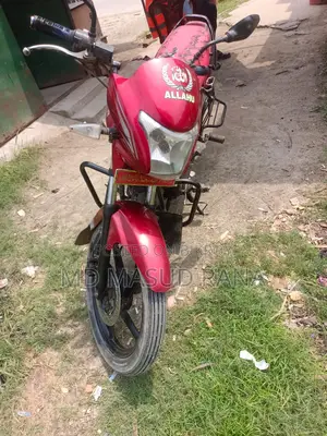 Runner Royal ` 2022