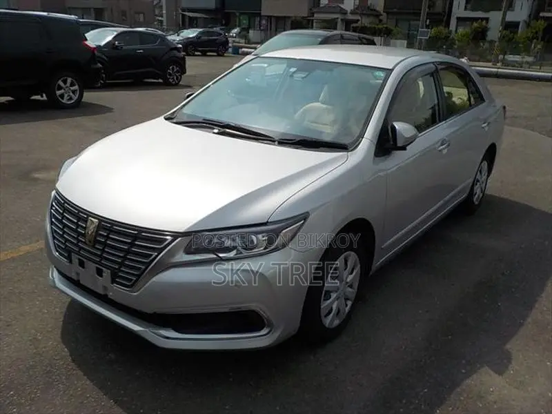 Toyota Premio F-l Pack.. 2020