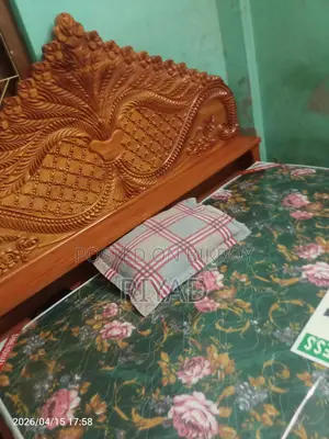 6/7 ফিট ফুল বক্স খাট একদম নতুনের মত
