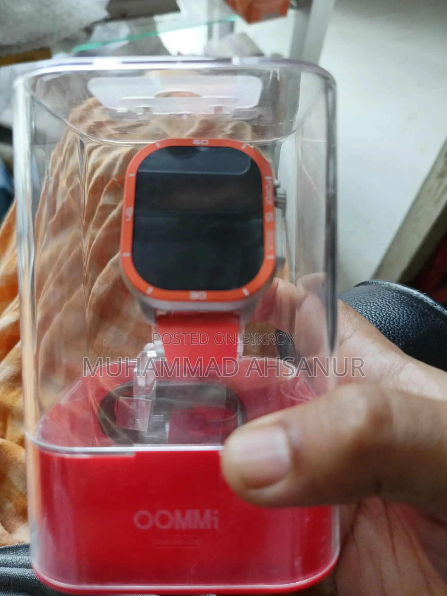 Ommi SW-006 Smart Watch
