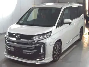 Toyota Noah S-Z PKG NON-HYB 4.5 2022