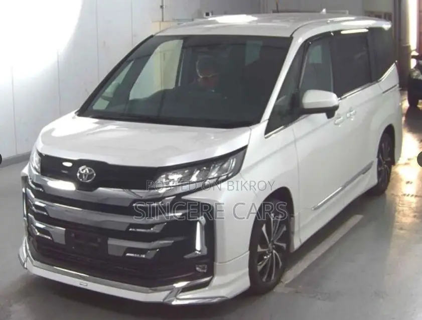 Toyota Noah S-Z PKG NON-HYB 4.5 2022