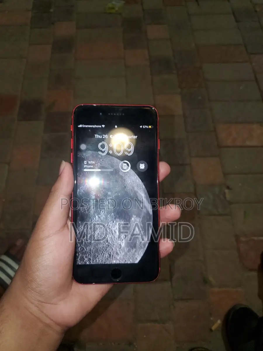 Apple iPhone 8 Plus (Used)