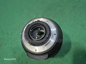 Nikon 18-140mm DX VR 1:3.5-5.6 G ED Lens