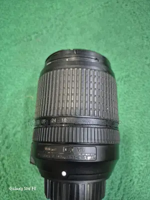 Nikon 18-140mm DX VR 1:3.5-5.6 G ED Lens
