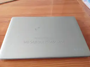 Selling in fully fresh condition.