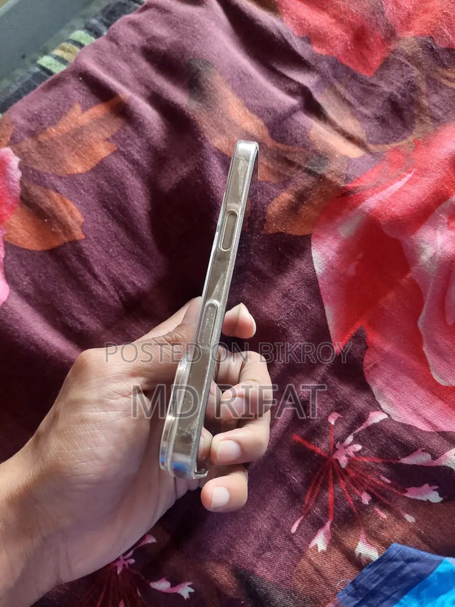 Apple iPhone 16 Pro Global (ব্যবহৃত)
