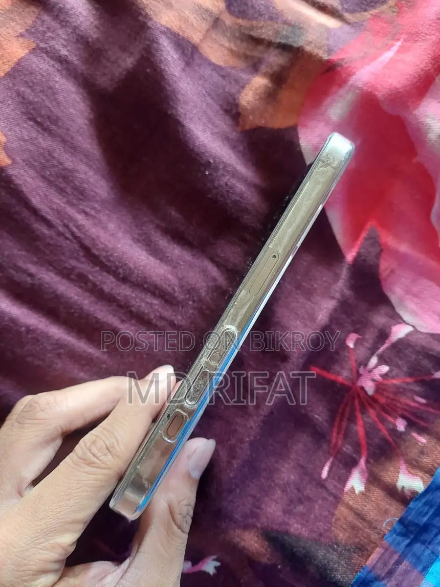 Apple iPhone 16 Pro Global (ব্যবহৃত)