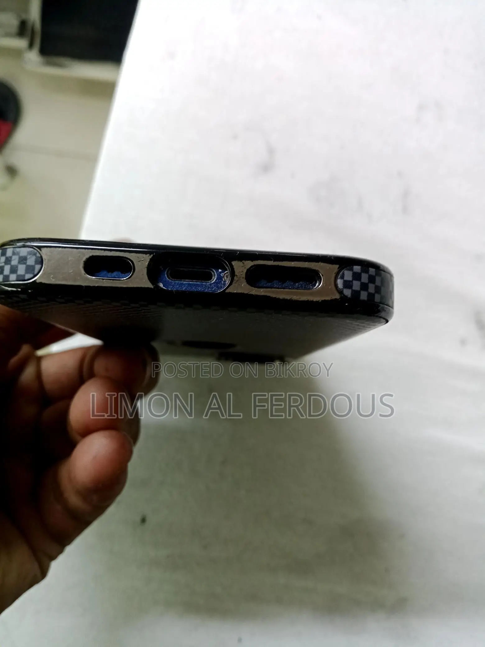 Apple iPhone 12 (Used)