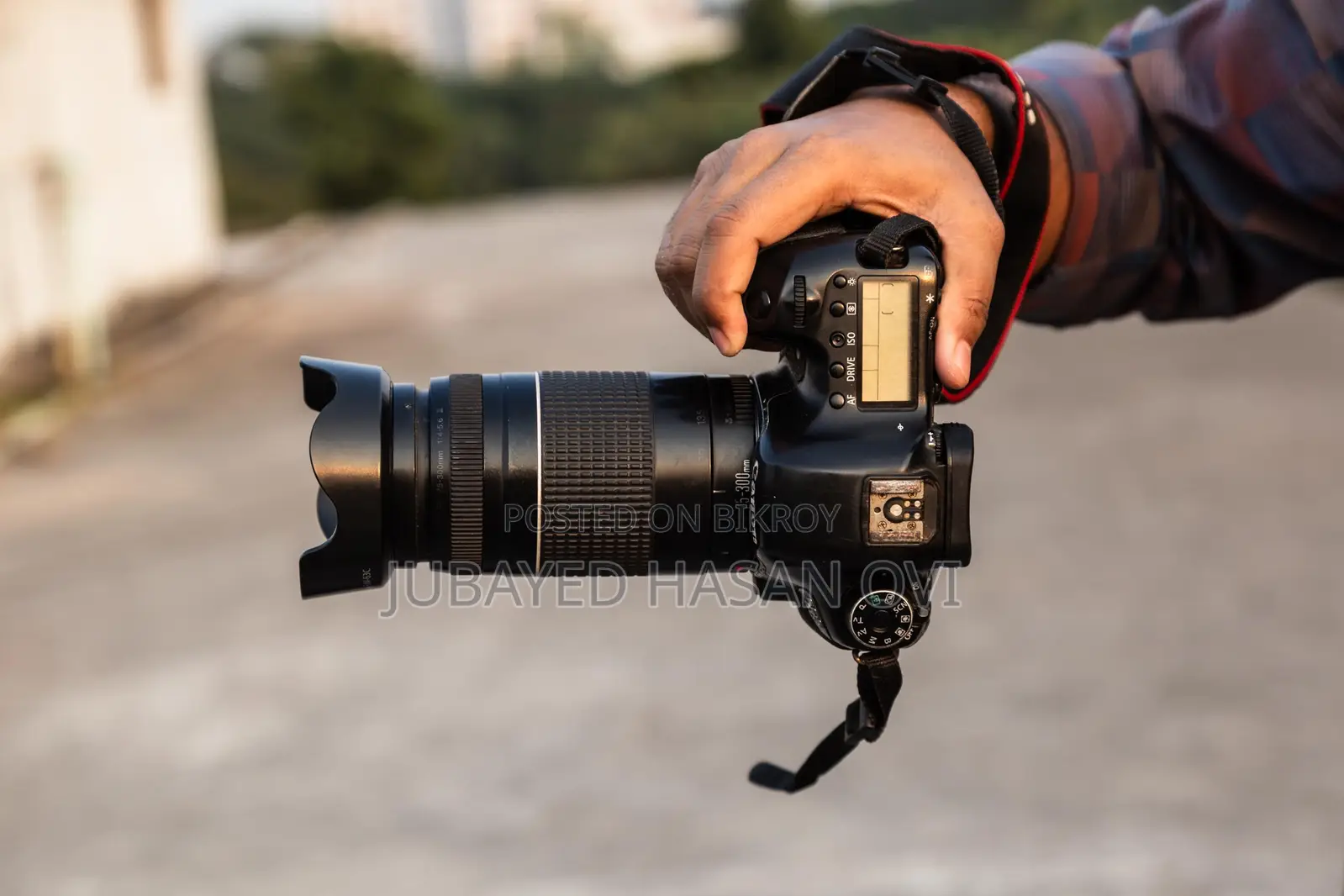 Canon 6d with 75-300 Zoom Lense
