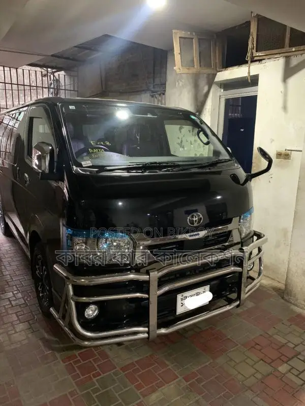 Toyota Hiace Super GL 2020