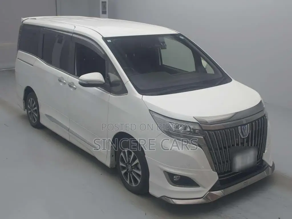 Toyota Esquire GI PREMIUM HYB 4.5 2021
