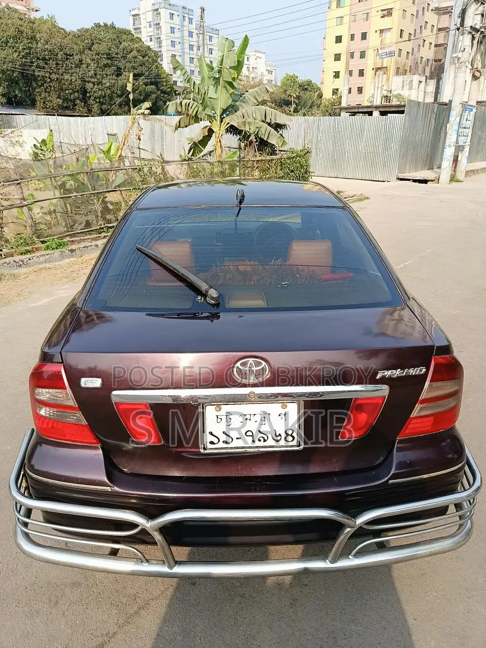 Toyota Premio . 2004